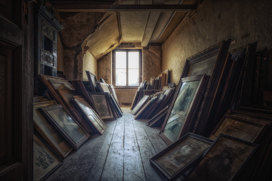 Photographie intérieure d'une maison ancienne